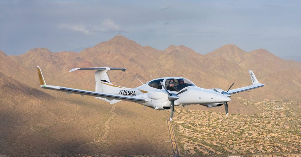 flight-stars_295ra-in-flight_sm flight-stars_295ra-in-flight_sm